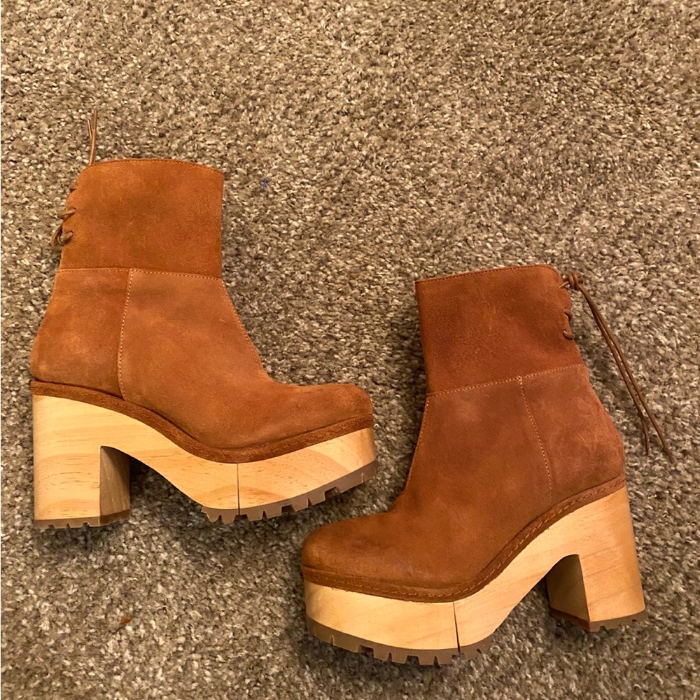 Free People Clogs- 5.5